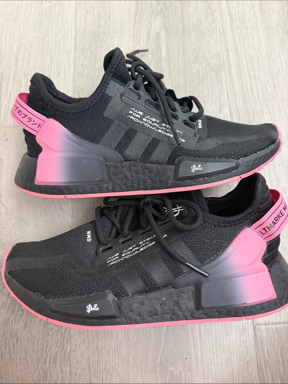 adidas Women's Black and Pink Gradient Runner Sneakers